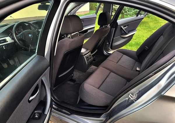 BMW Seria 3 cena 26800 przebieg: 220000, rok produkcji 2010 z Siedlce małe 497